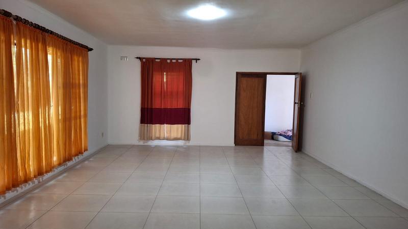 To Let 5 Bedroom Property for Rent in Soneike Western Cape